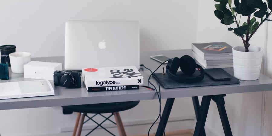 designer desk computer mac